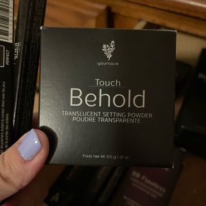 Younique- Setting powder